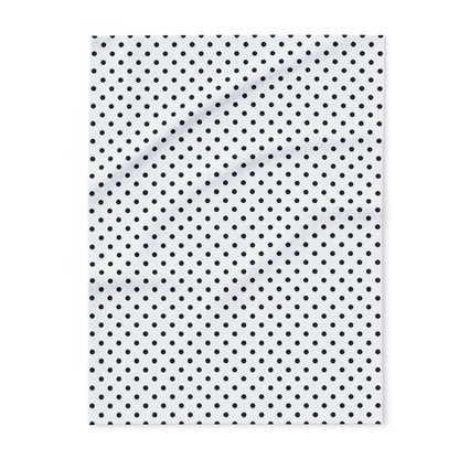 Black and white polka dot outdoor fleece blanket — 315 gsm polyester fleece, soft on both sides
