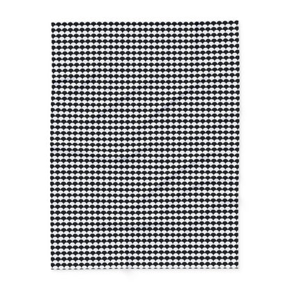 Black and white scallop outdoor fleece blanket — 315 gsm polyester fleece, soft on both sides