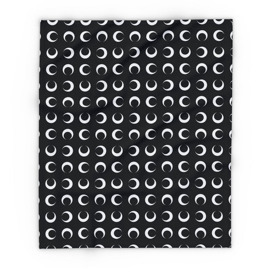 Black crescent moon outdoor fleece blanket — 315 gsm polyester fleece, soft on both sides