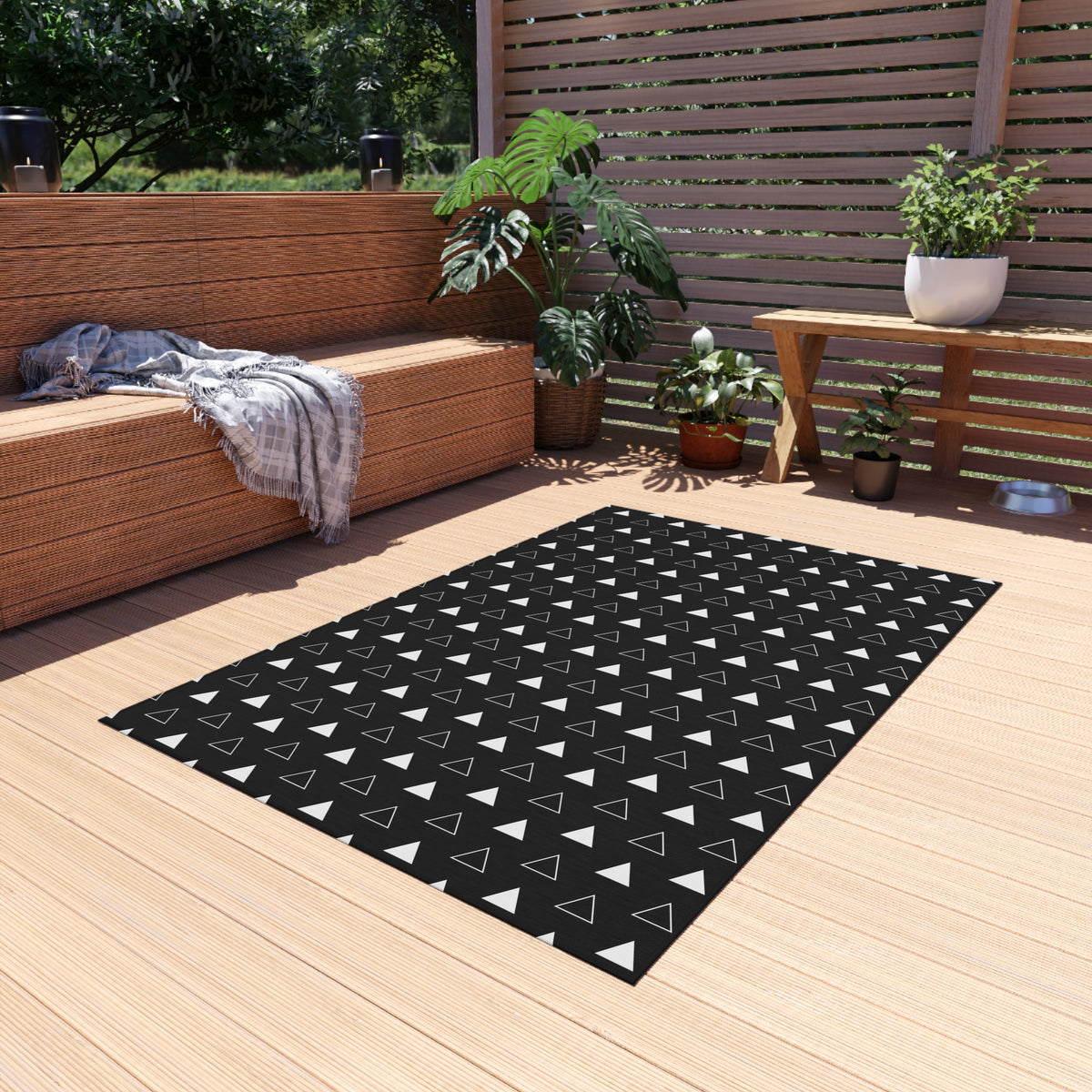 Black arrow outdoor rug — soft polyester chenille with a non-slip backing