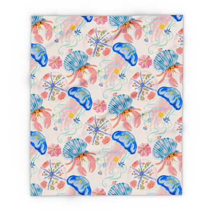 Coastal seashell outdoor fleece blanket — 315 gsm polyester fleece, soft on both sides