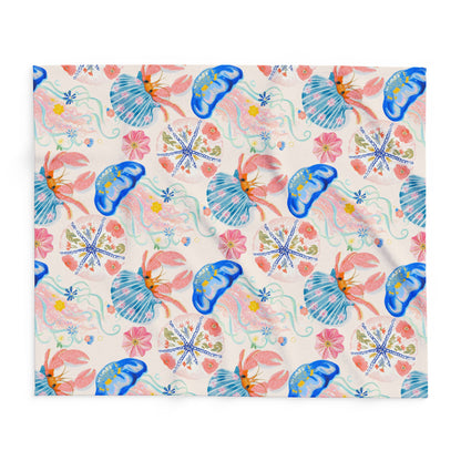 Coastal seashell outdoor fleece blanket — 315 gsm polyester fleece, soft on both sides