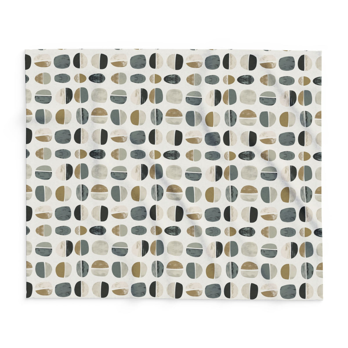 Grey split pebble outdoor fleece blanket — 315 gsm polyester fleece, soft on both sides