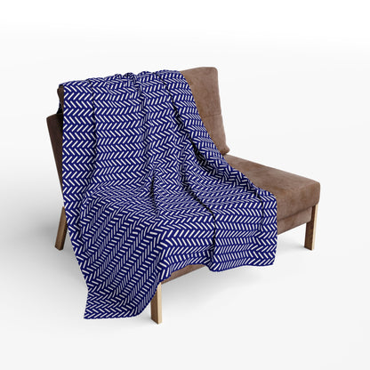 Navy and white herringbone outdoor fleece blanket — 315 gsm polyester fleece, soft on both sides
